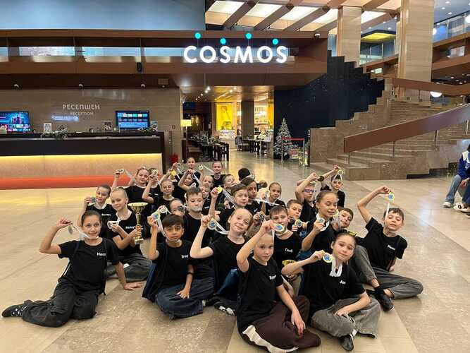 Для ансамбля танца 