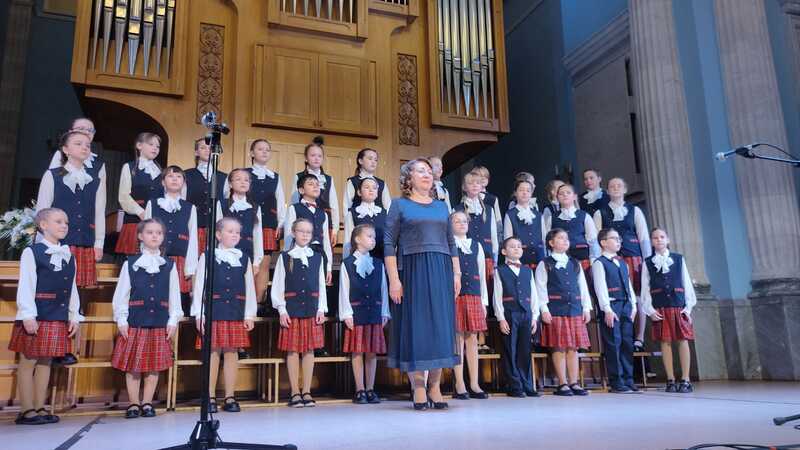 Звонкие голоса